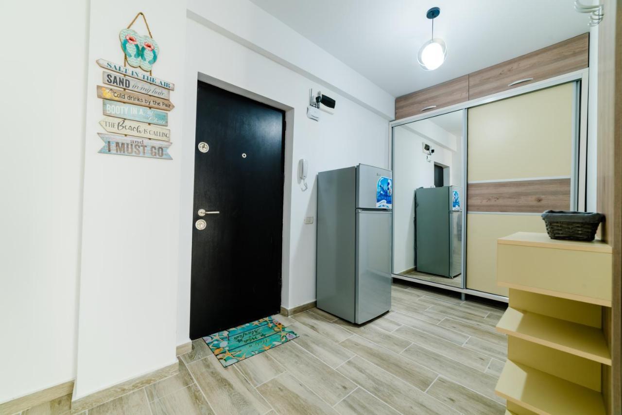 Derya Suites - Mamaia Nord Năvodari Eksteriør billede