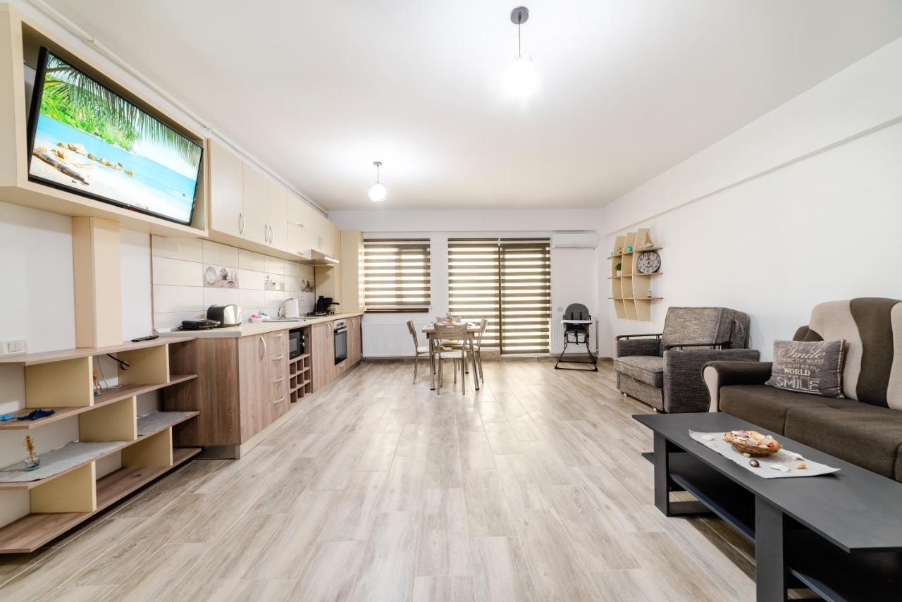 Derya Suites - Mamaia Nord Năvodari Eksteriør billede