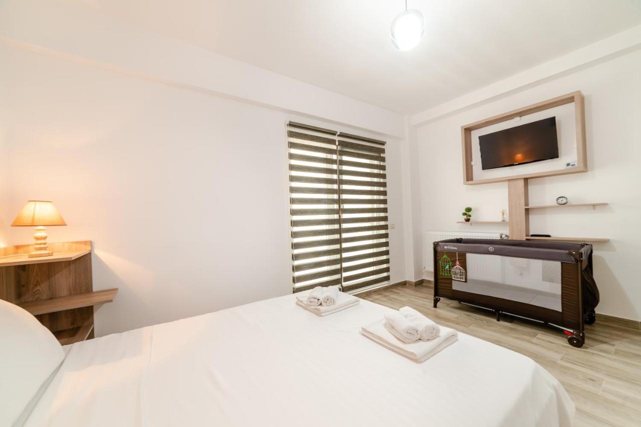 Derya Suites - Mamaia Nord Năvodari Eksteriør billede
