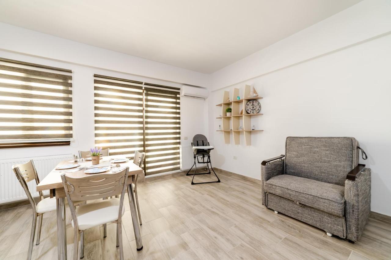 Derya Suites - Mamaia Nord Năvodari Eksteriør billede