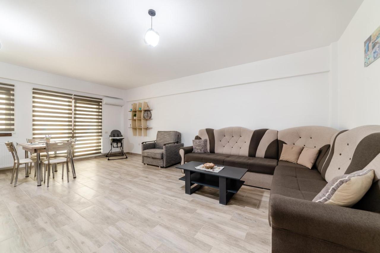 Derya Suites - Mamaia Nord Năvodari Eksteriør billede